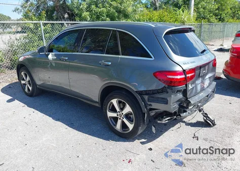 2019 Mercedes-Benz Glc 300 from USA, damaged, VIN WDC0G4JB7KV136032